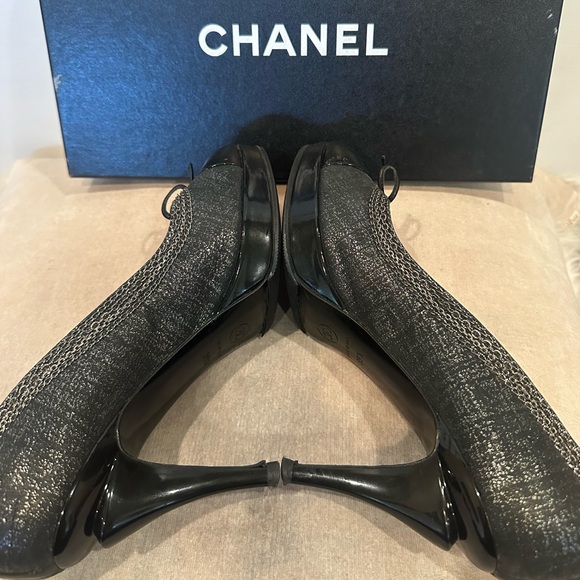 Chanel heels - Picture 8 of 16